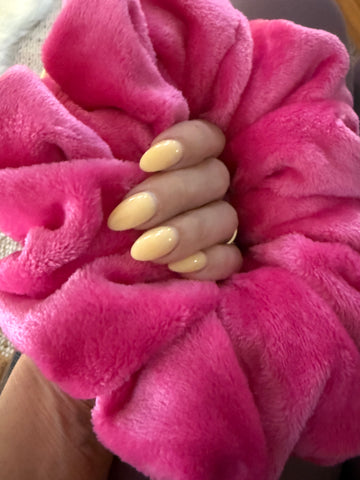 YOGA MAT SCRUNCHIE