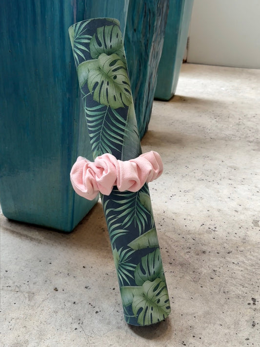 YOGA MAT SCRUNCHIE